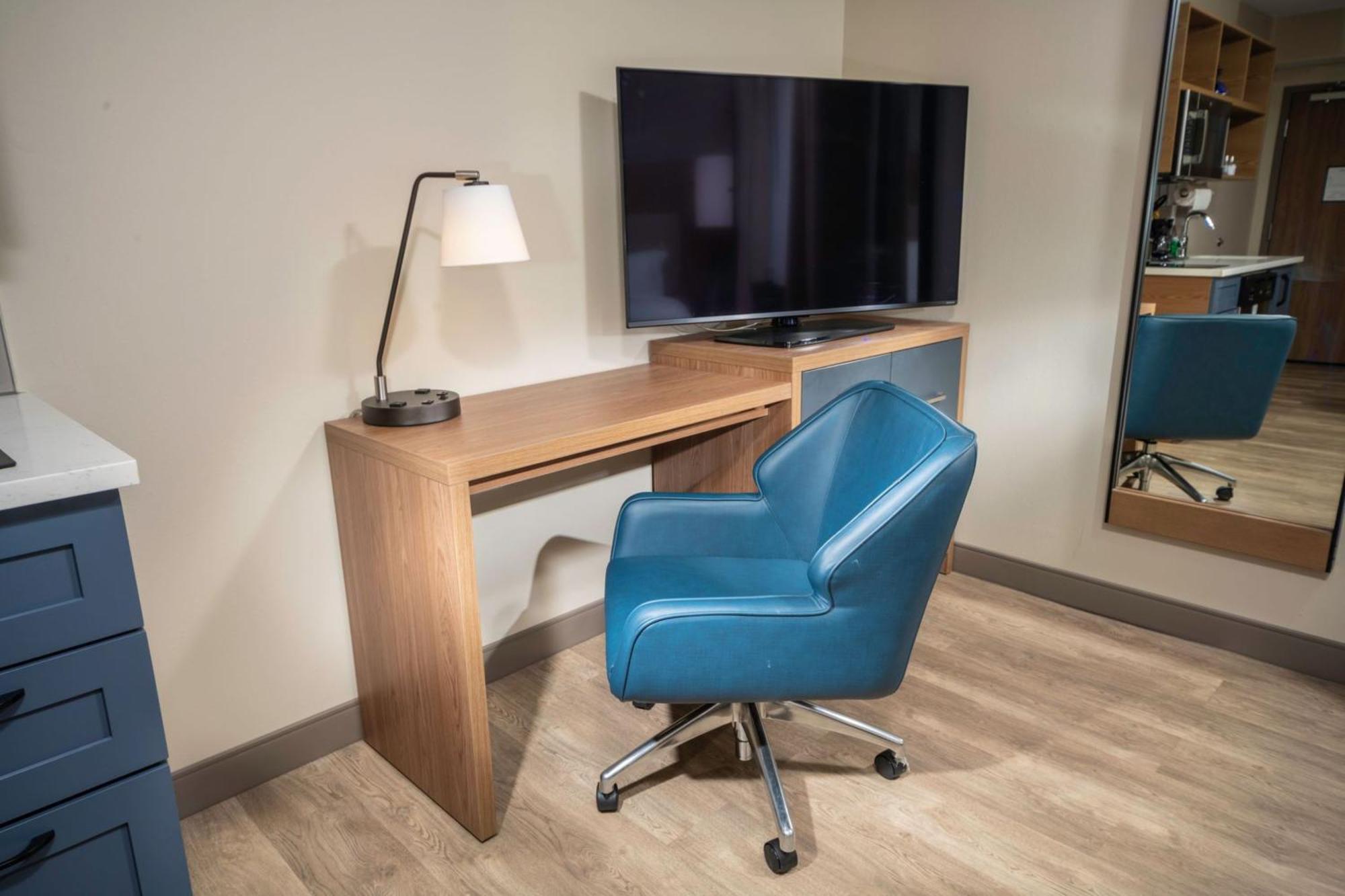 King Studio Suite,1558519126:JPEG