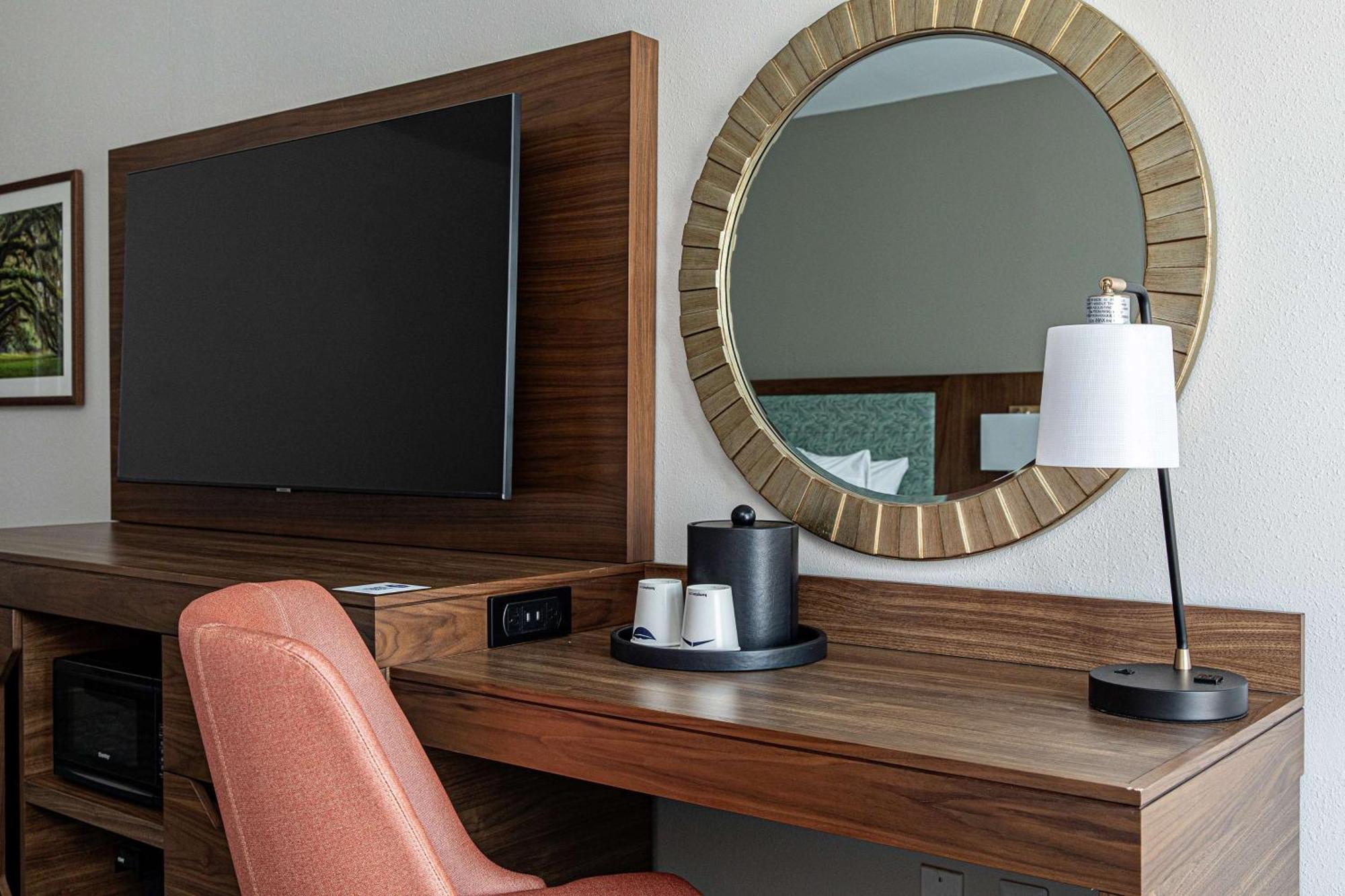 One-Bedroom King Suite,1639561689:JPEG