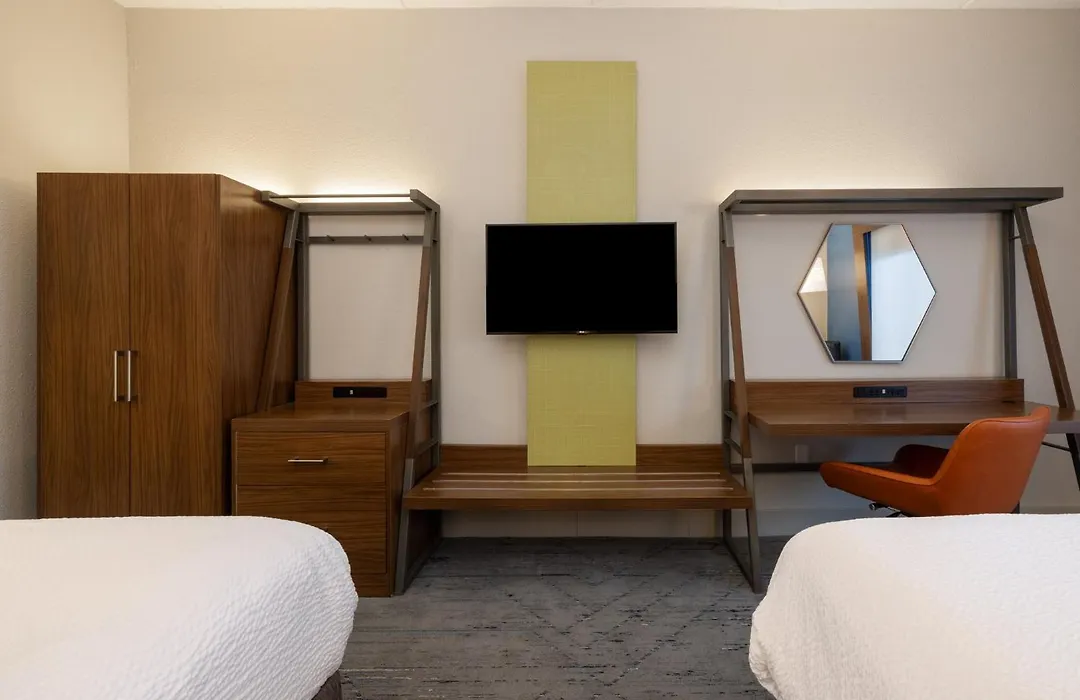 Holiday Inn Express Charleston Us Highway 17 & I-526 By Ihg-1
